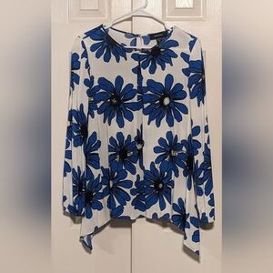 5/$25 KAREN KANE BLUE WHITE FLORAL VISCOSE TOP BLOUSE